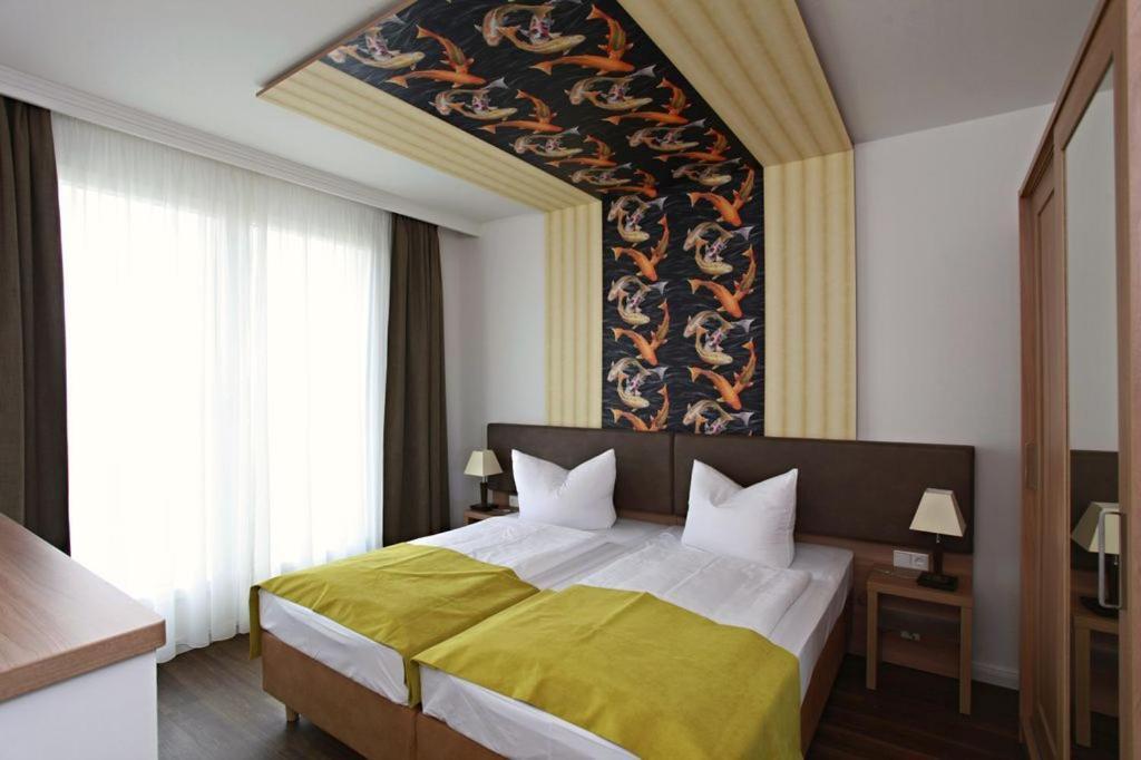 Hotel Warnow Росток Екстер'єр фото